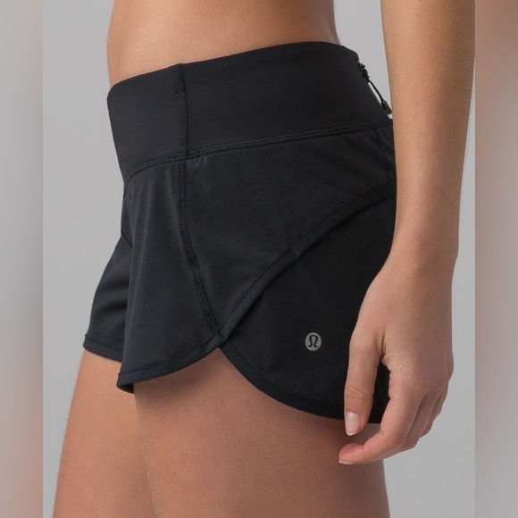 Lululemon Speed Short (Perforated 2.5")
Black - Picture 7 of 9
